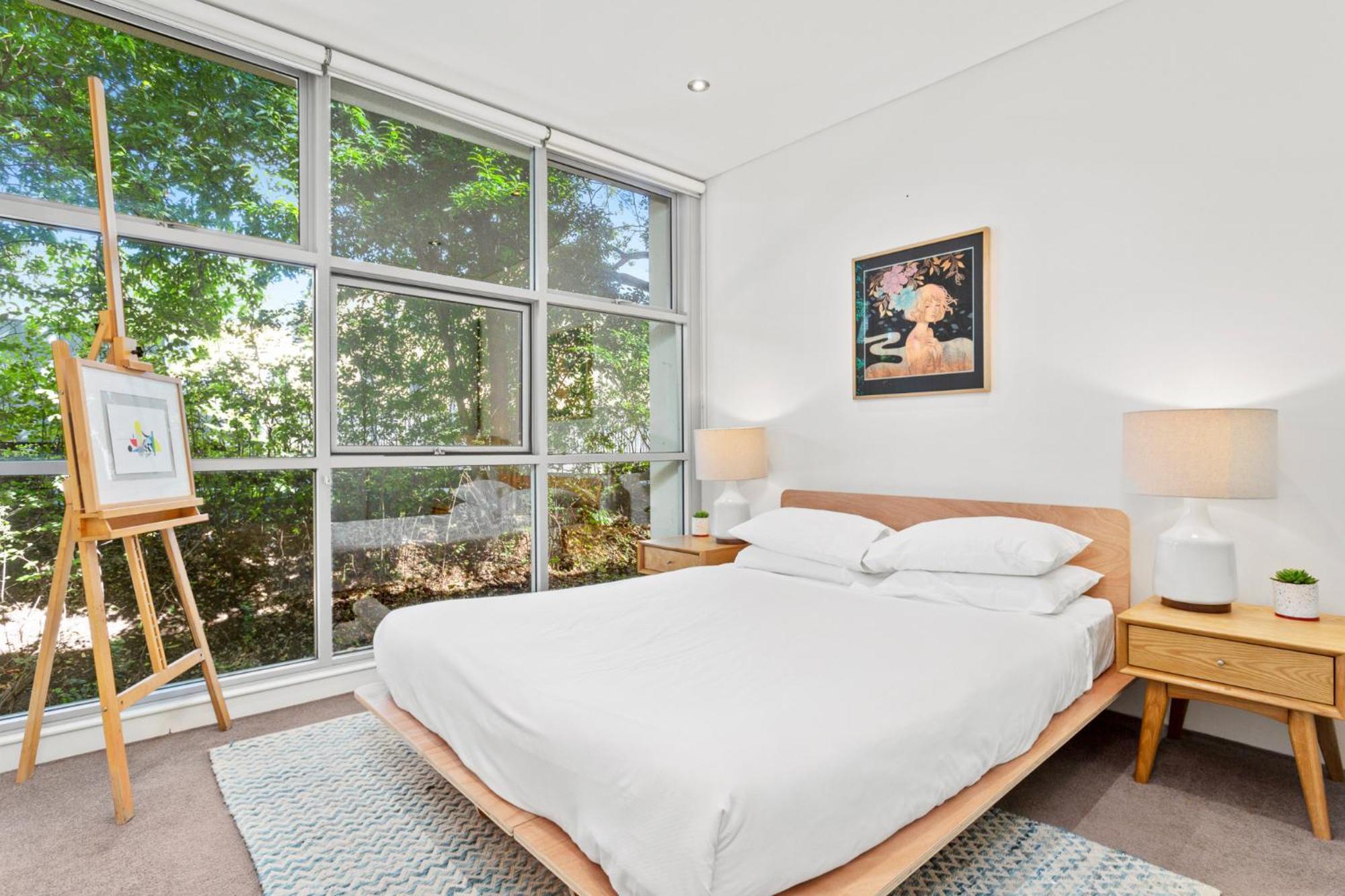 Charming Modern With Views